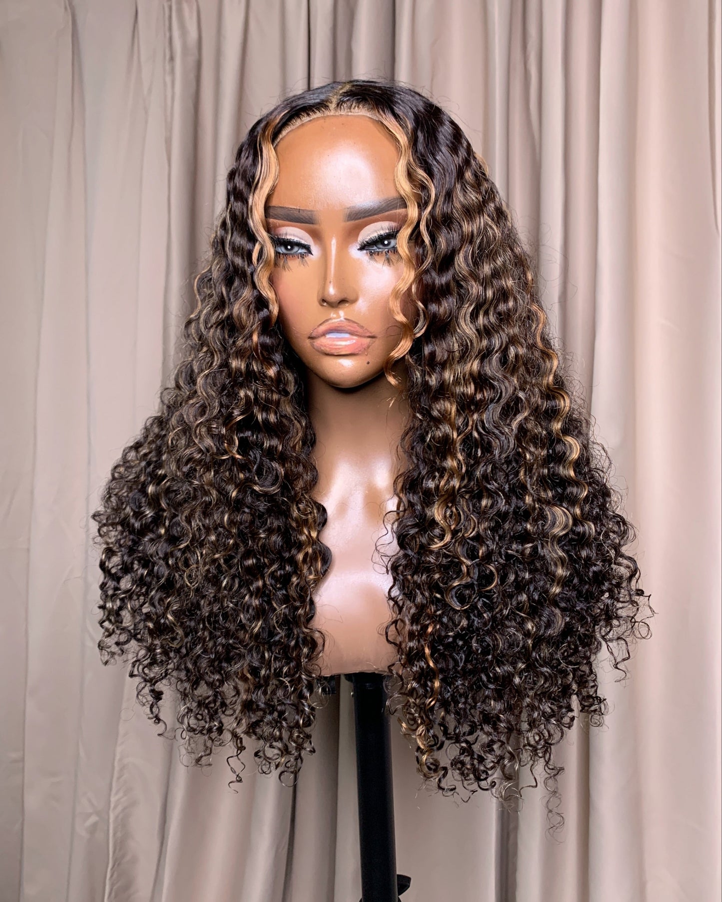 Kaylee- Spanish Curly