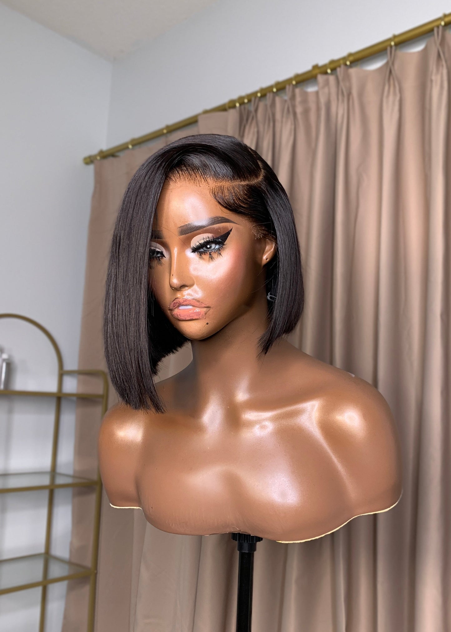 Renewed Wig #5 - Deep side blunt bob