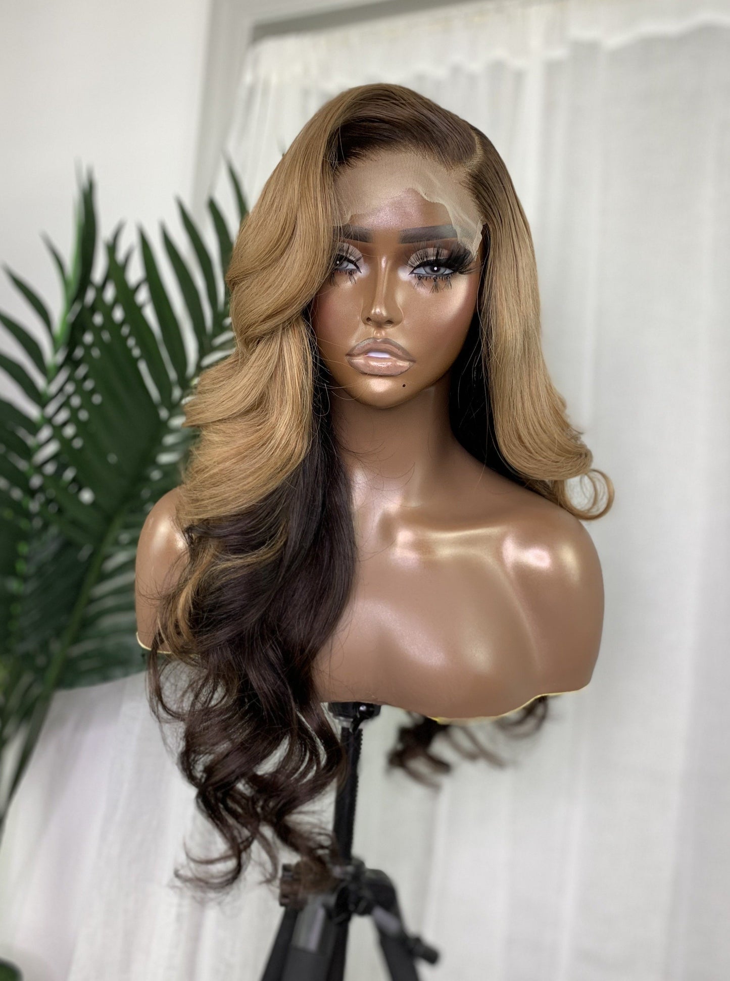 Jordyn- Ready To Ship ( Large -23" Circumference)
