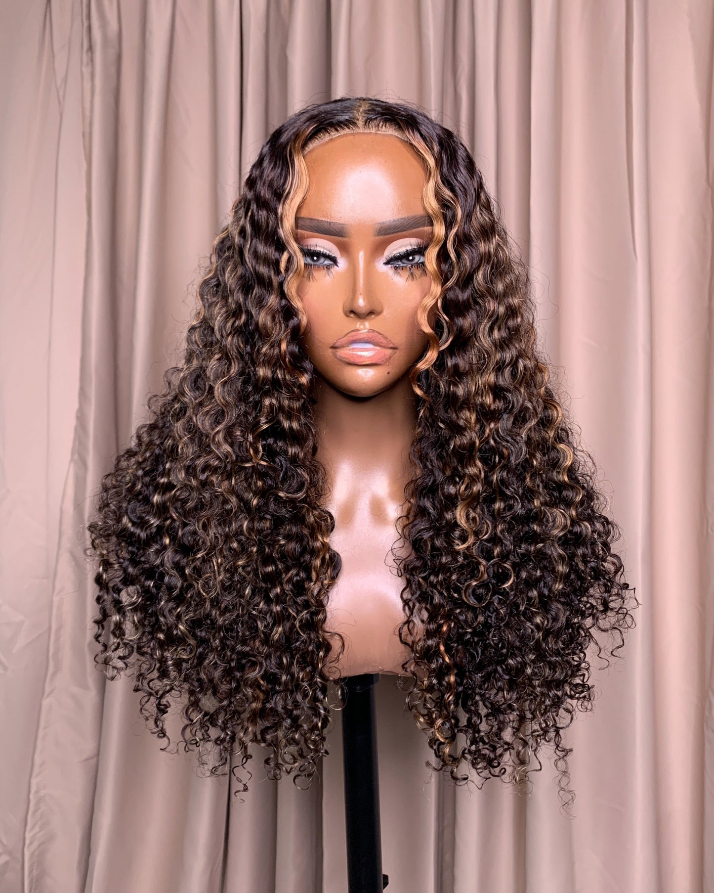 Kaylee- Spanish Curly